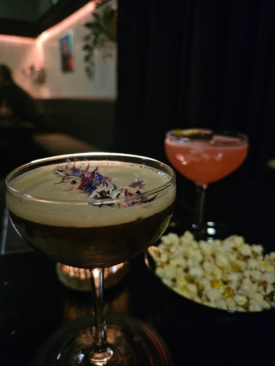 Espresso Martini Mit Löwenzahn