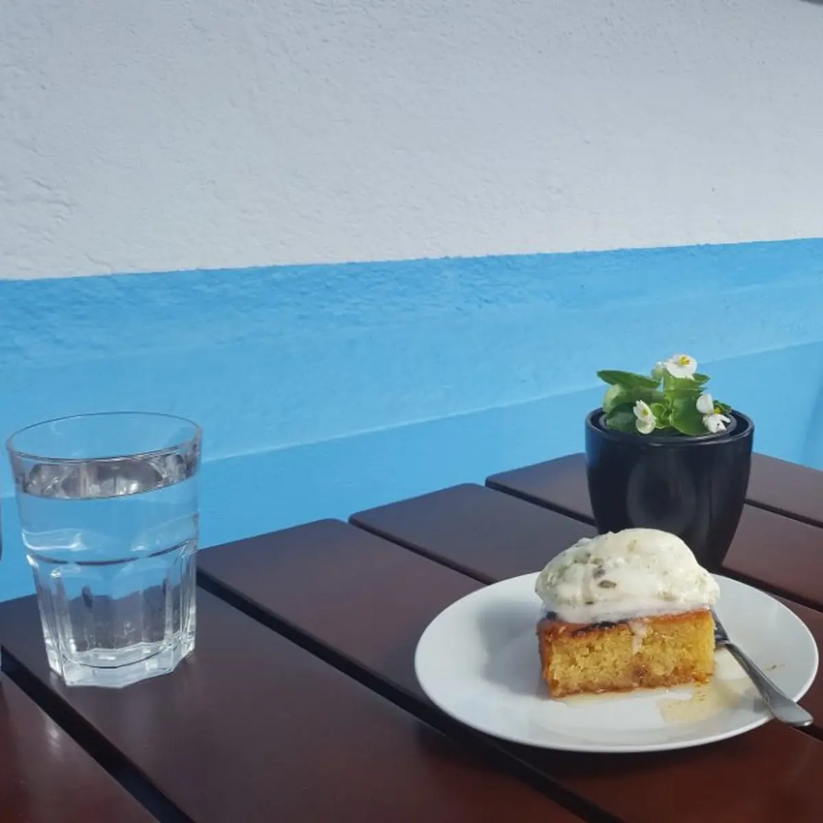 Portokalopita, Gyros Hellas