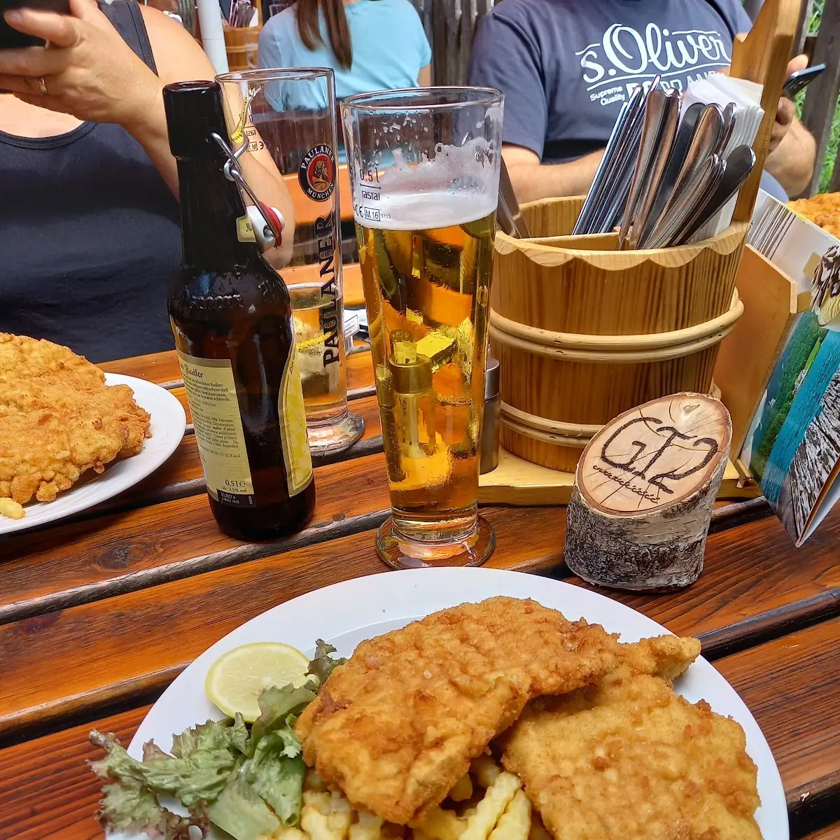 Schnitzel Mit Petersilkartoffel