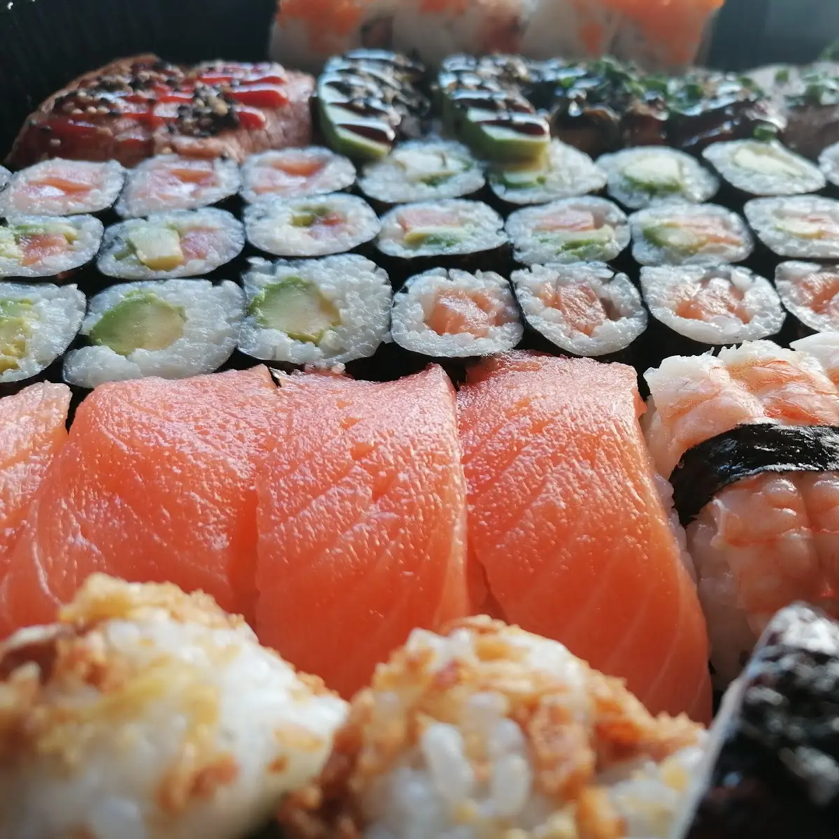 Oarty Box Sushi