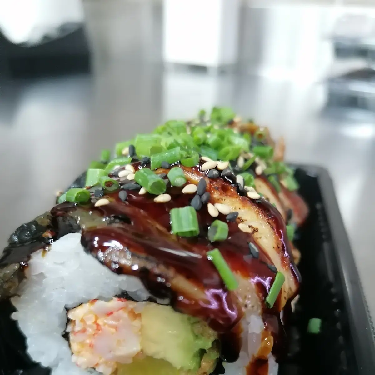 Unagi Spicy Roll