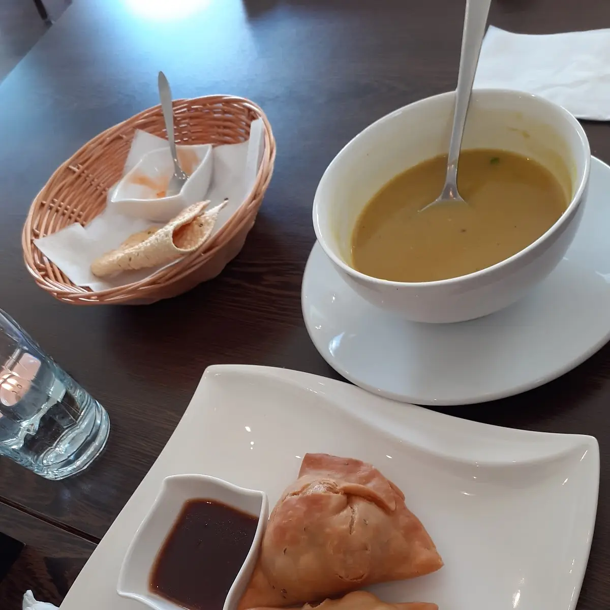 Samosa Lebtil Soup