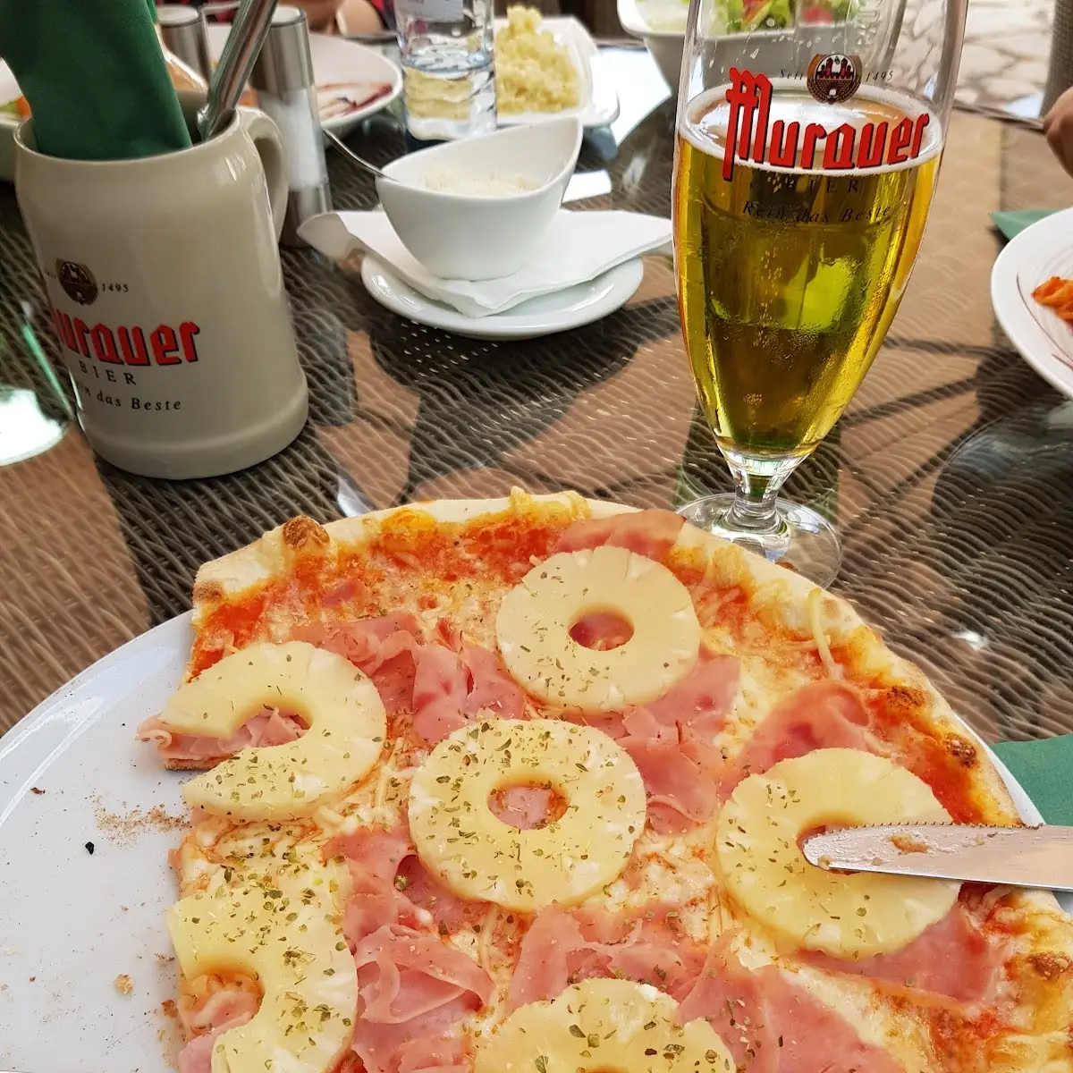 Pizza Hawaii, Piccola Italia