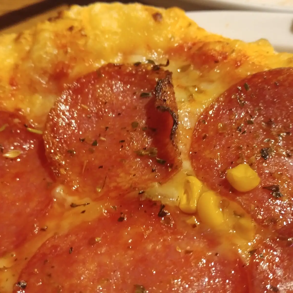 Salami Pizza