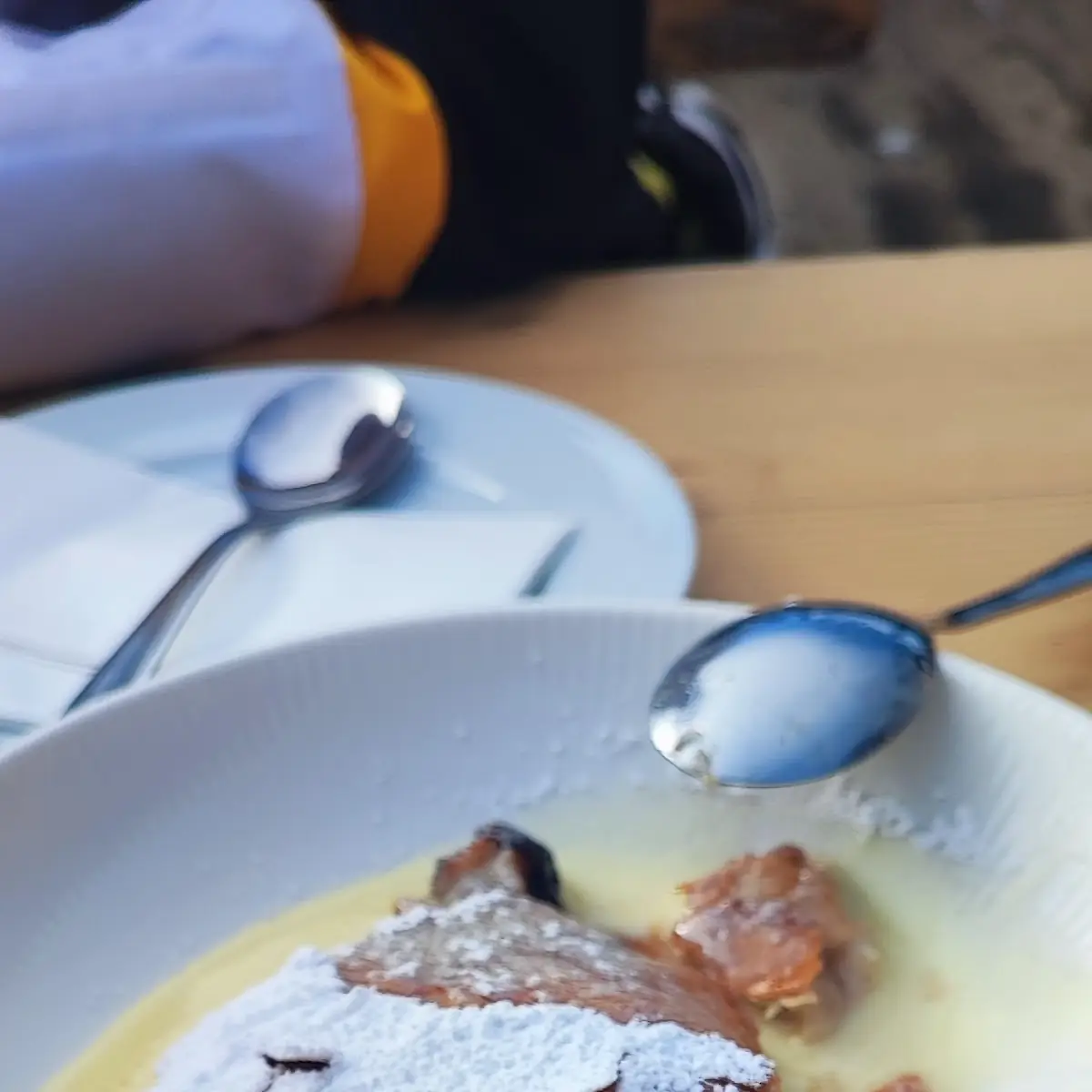 Apfelstrudel Mit Vanillesauce