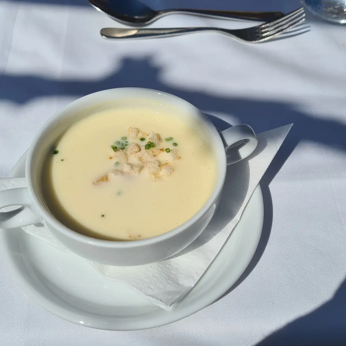 Spargelcremesuppe