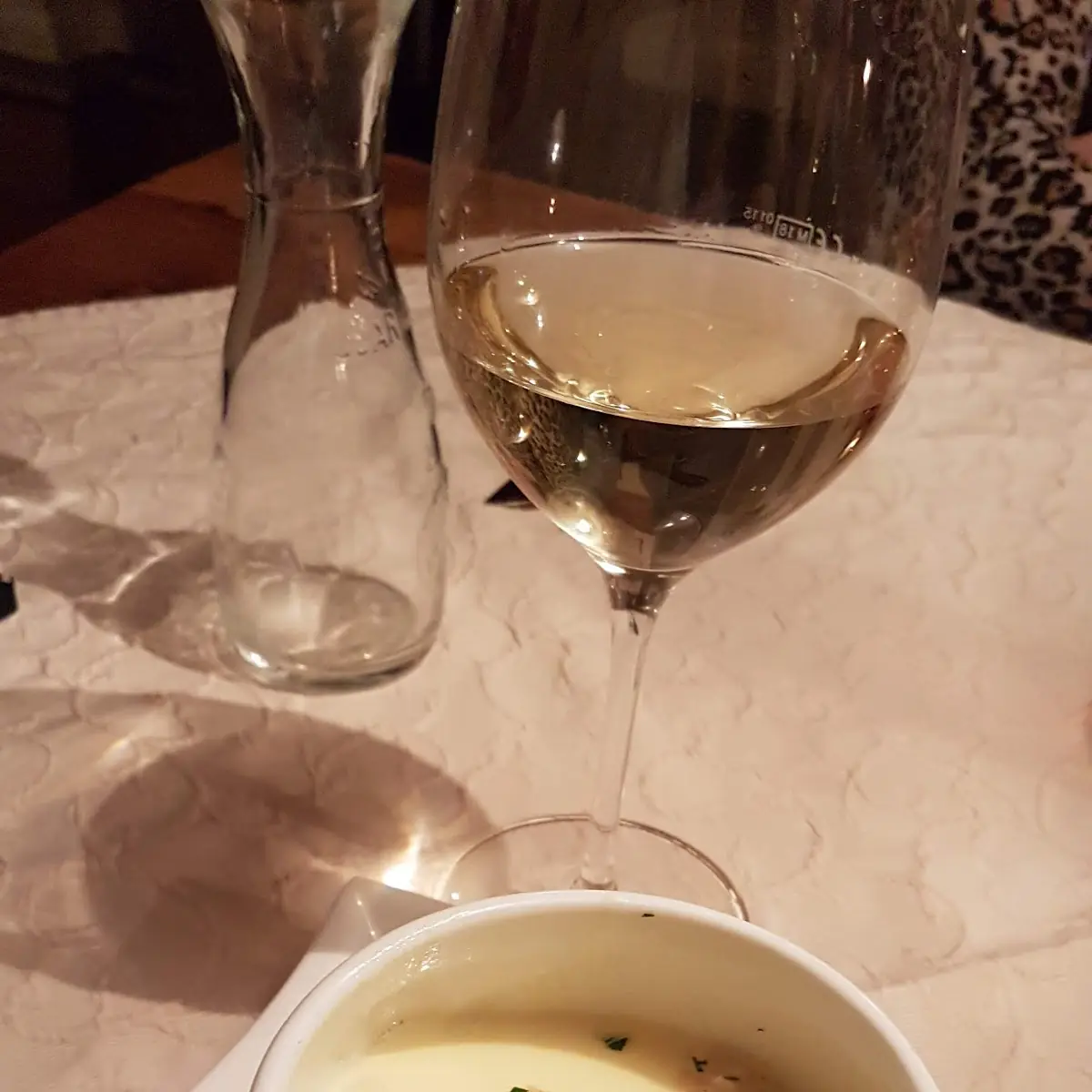 Hvidløgssuppe