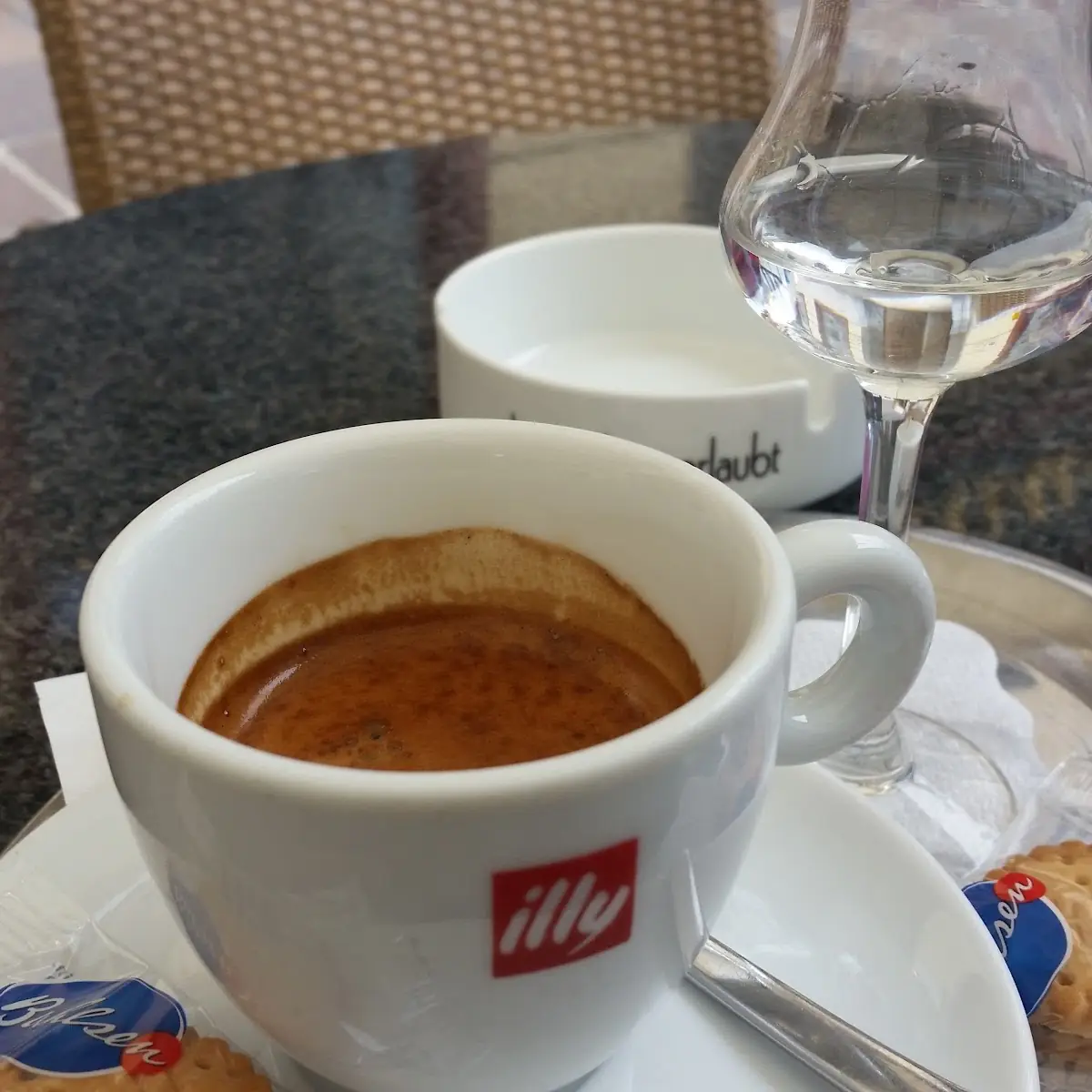 Illy Café