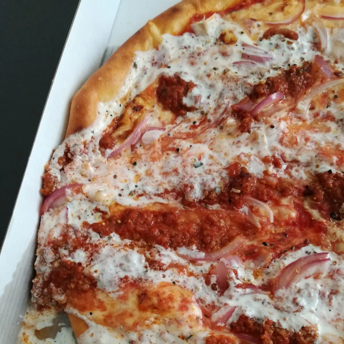 Grausliche Pizza