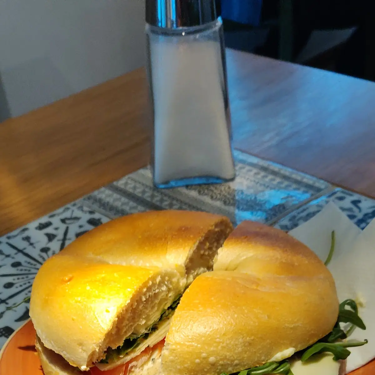 Tomaten Mozzarella Bagle