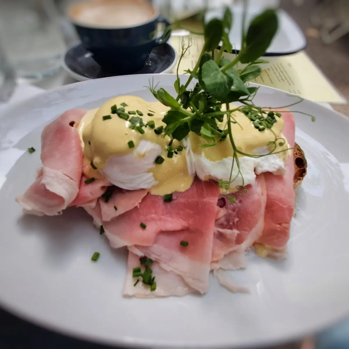 Eggs Benedict