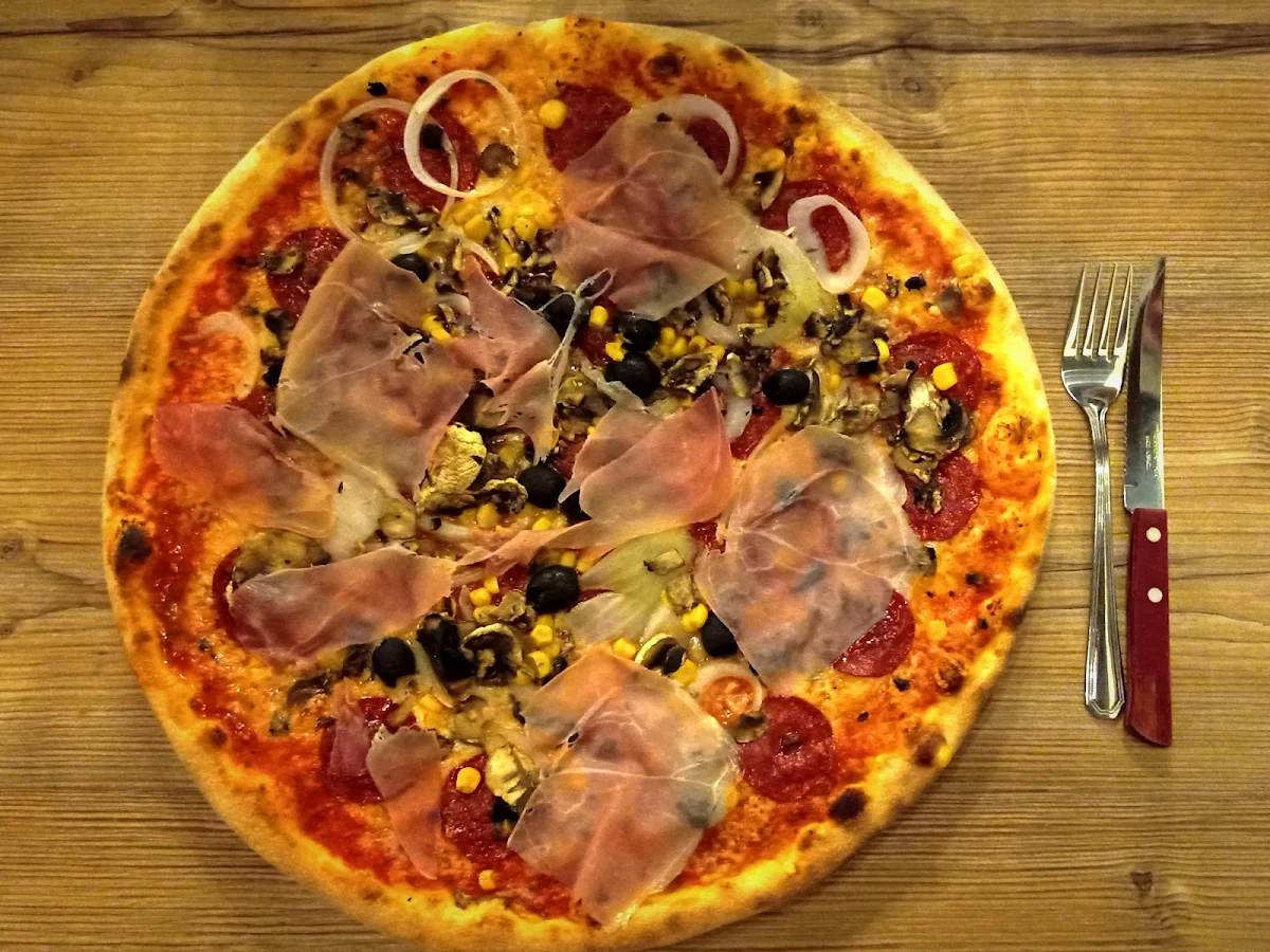 Große Pizza