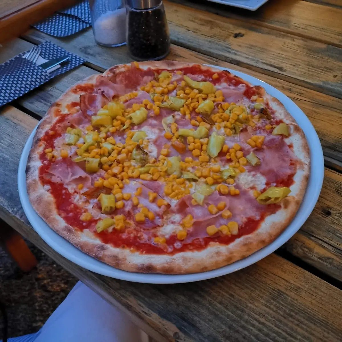 Pizza A La Schanzinger