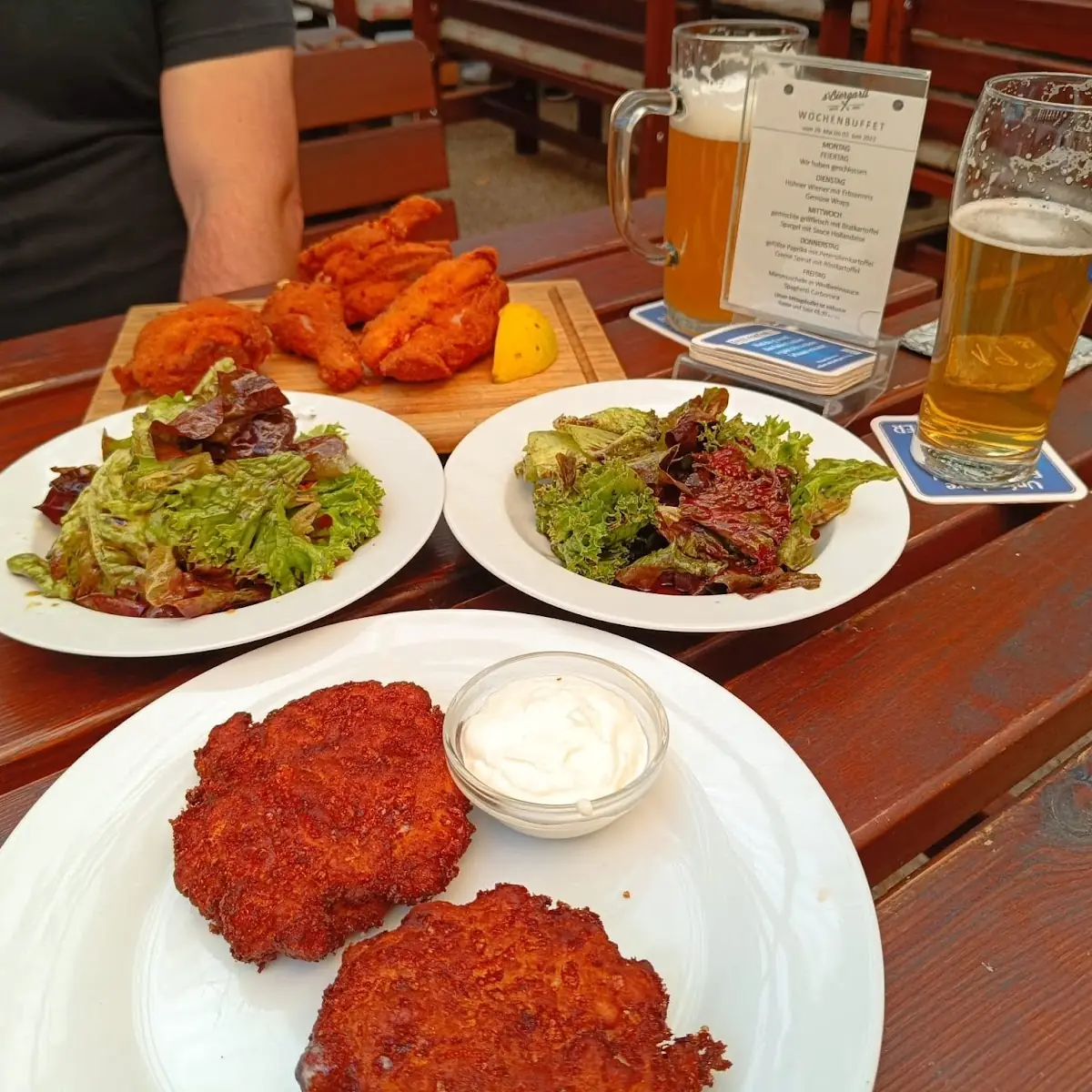 Backhendl Und Kaspressknödel