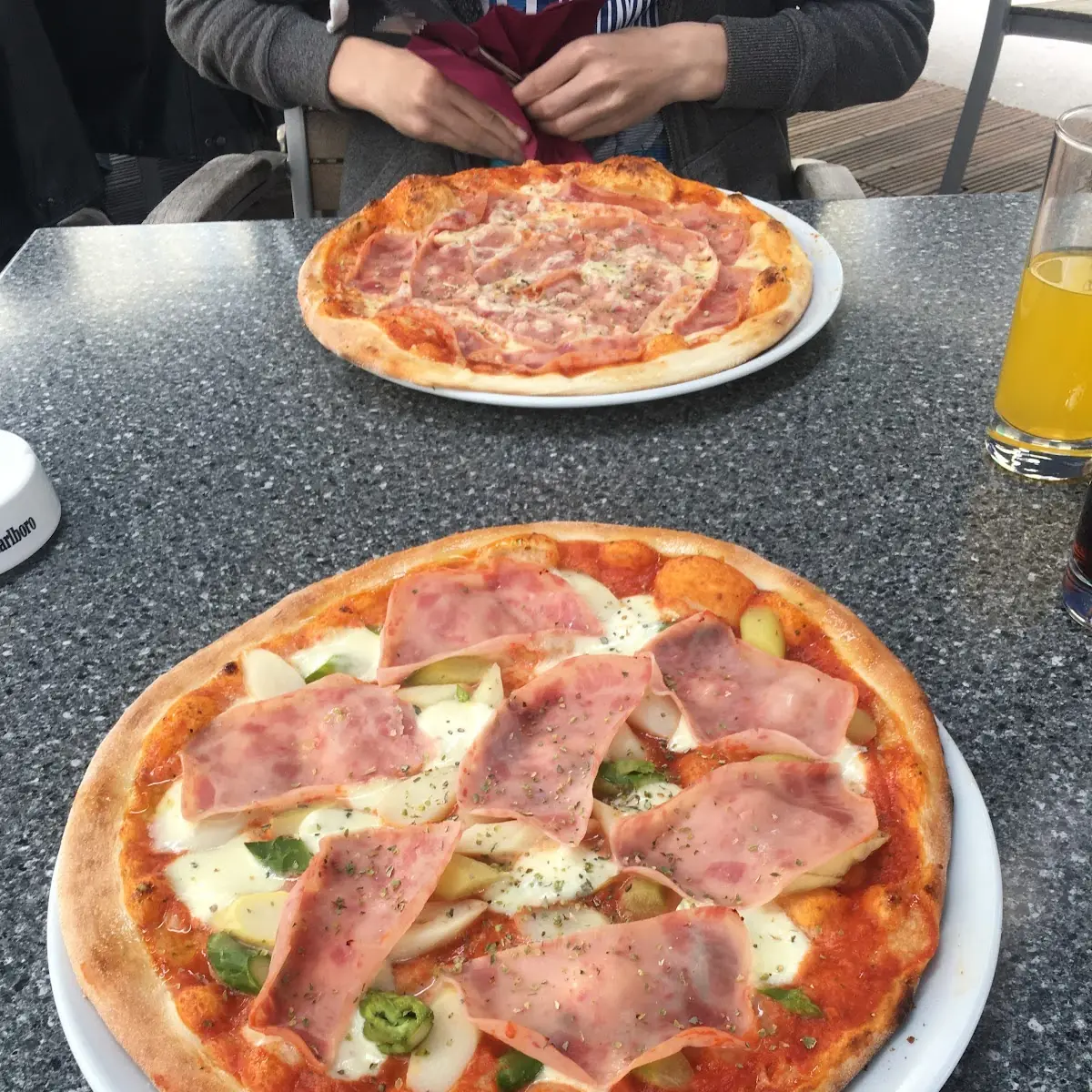 Pizza Con Prosciutto