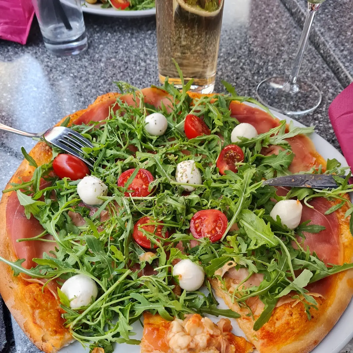 Pizza Salmone E Ruccola