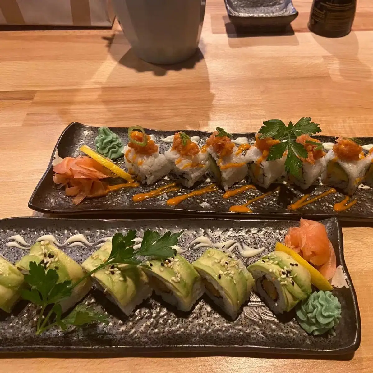 Spicy Tuna Maki&Avocado Tempura Maki