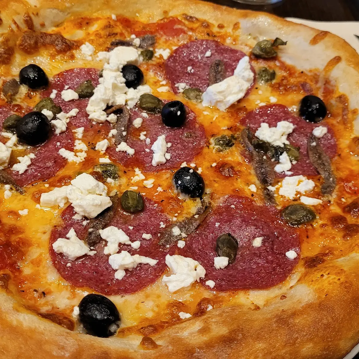 Pizza Siciliana Mit Feta