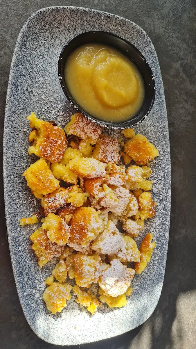 Kaiserschmarrn Mit Apfelmus