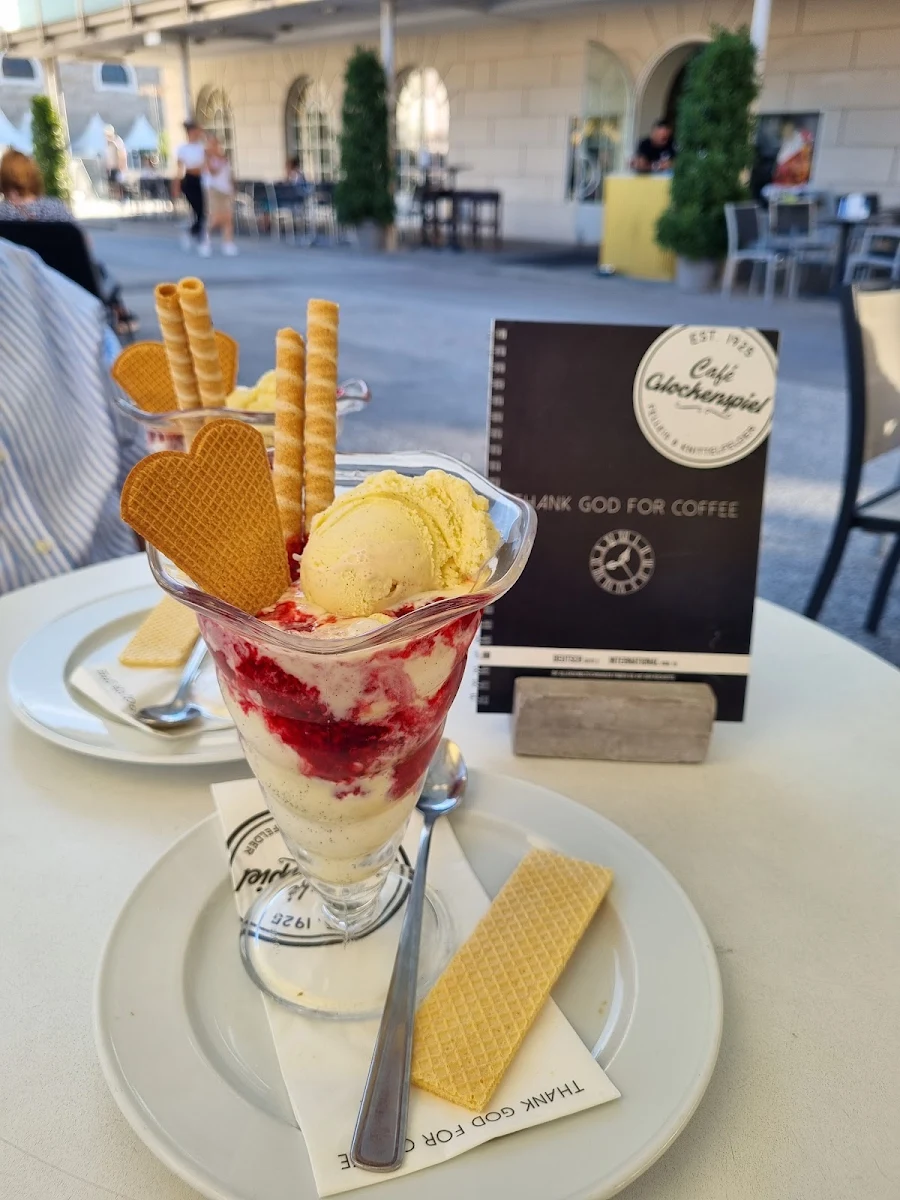 Heiße Liebe Eis