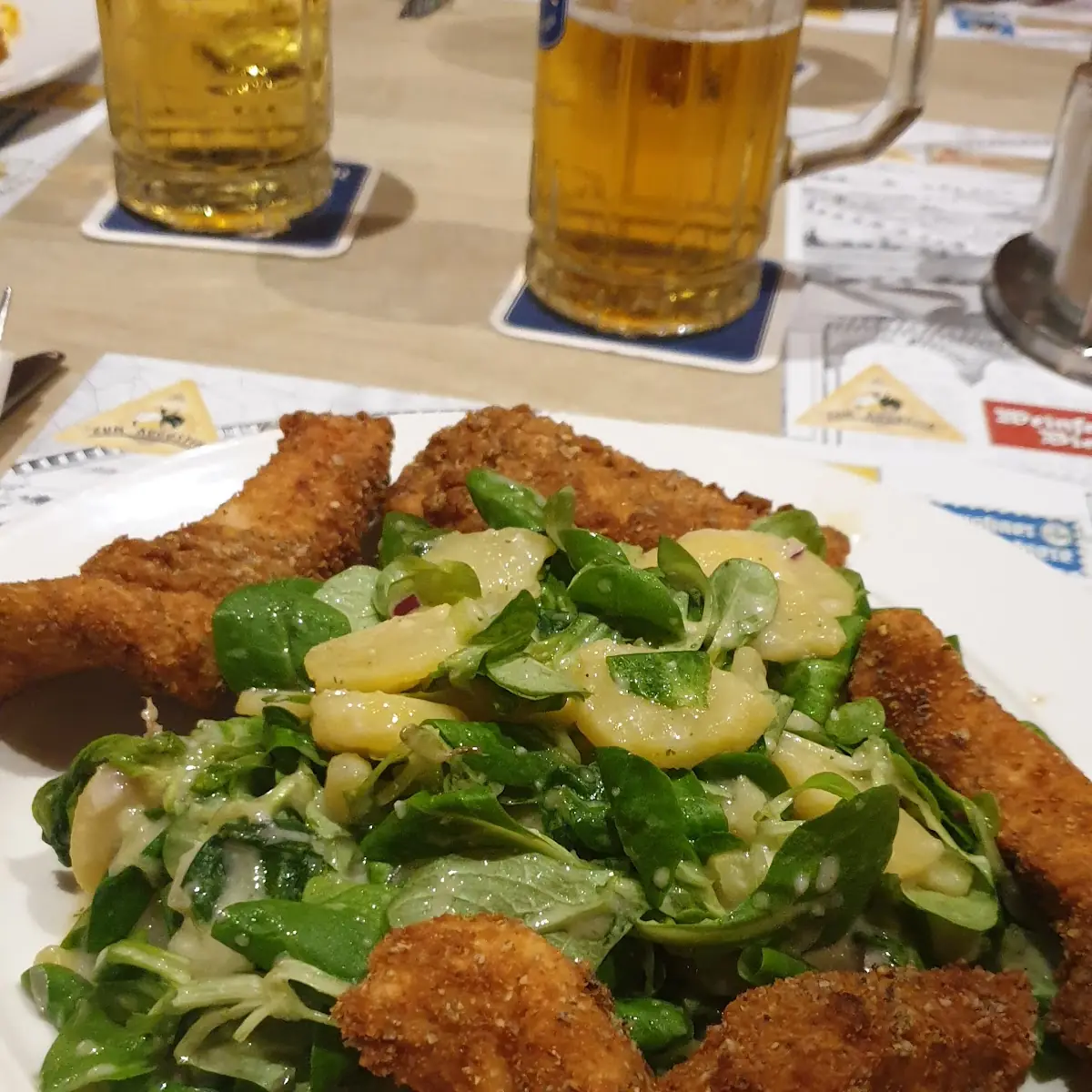 Backhendl Mit Vogerlsalat