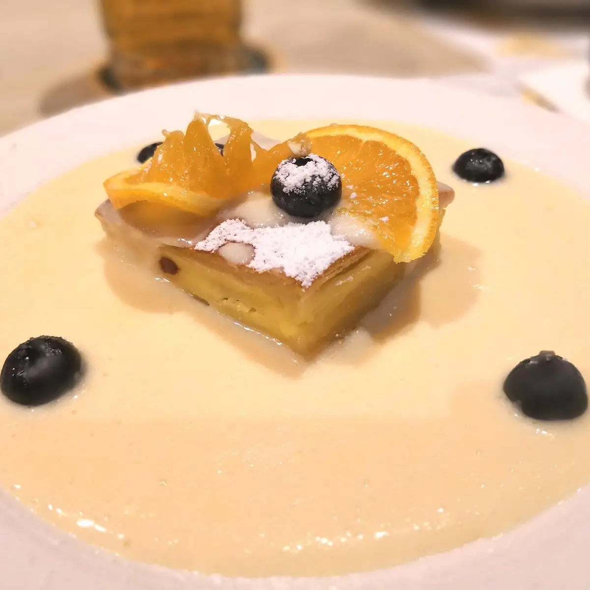 Warmer Topfenstrudel Mit Warmer Vanillesauce