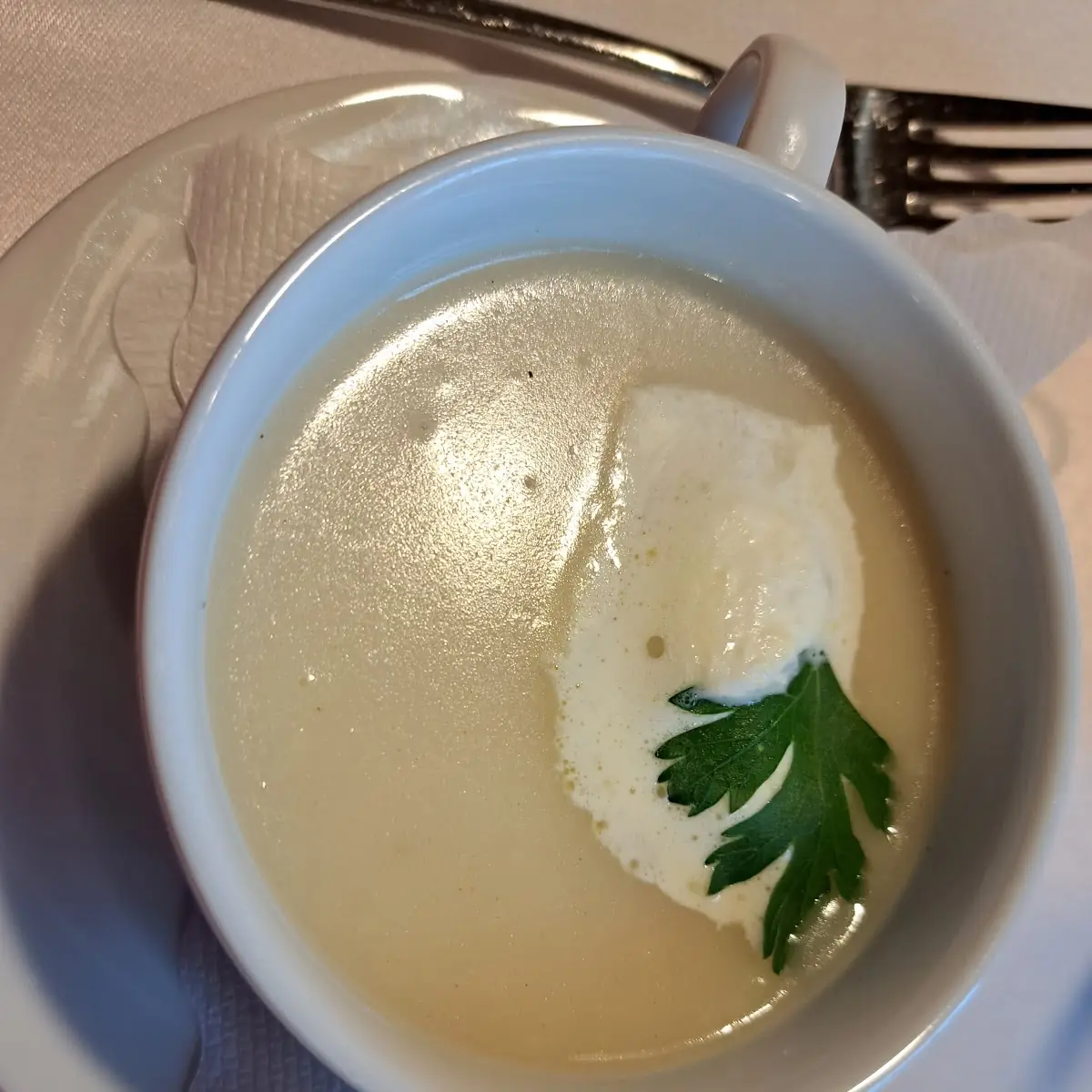 Spargelcremesuppe