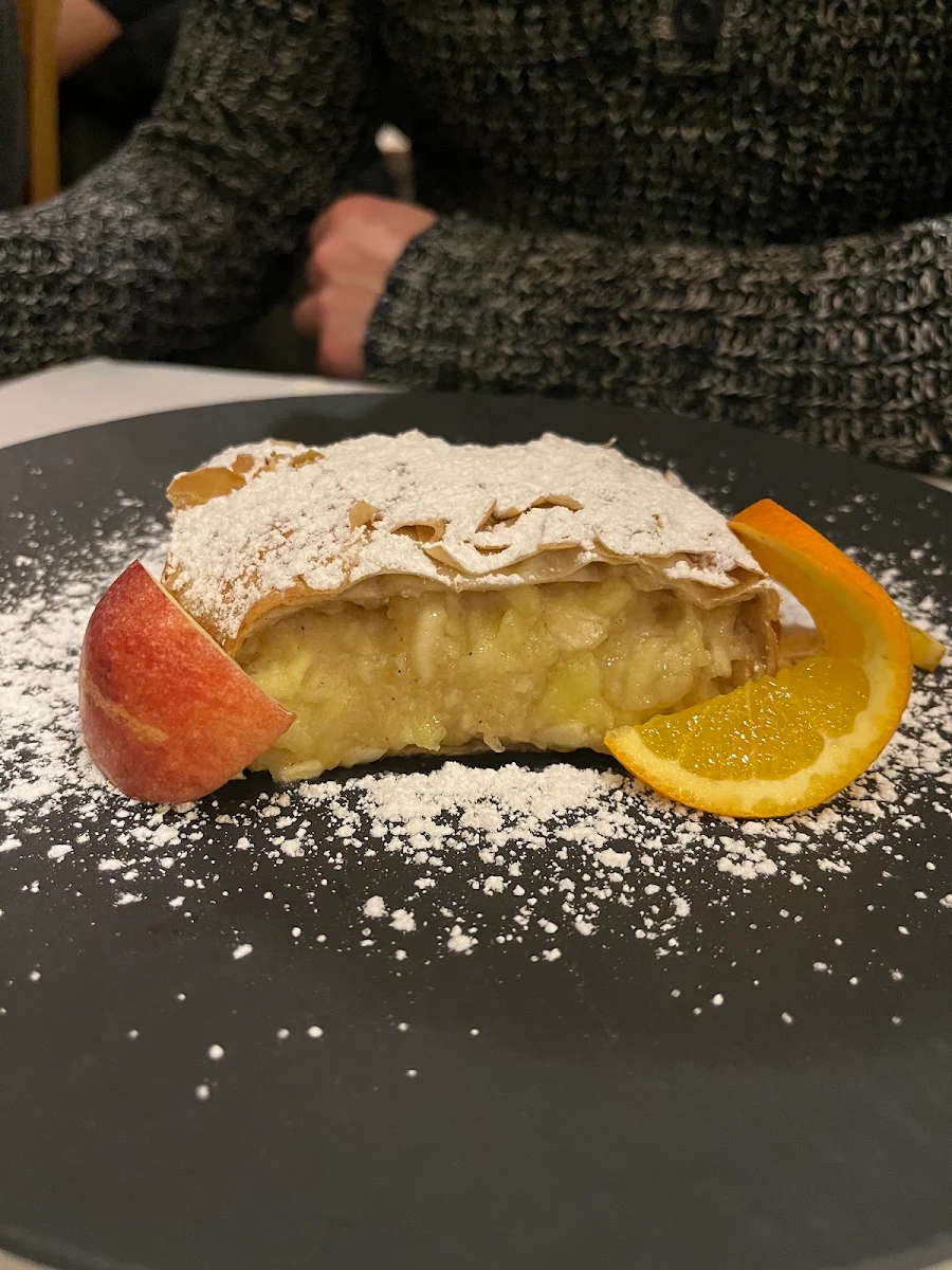 Apfelstrudel
