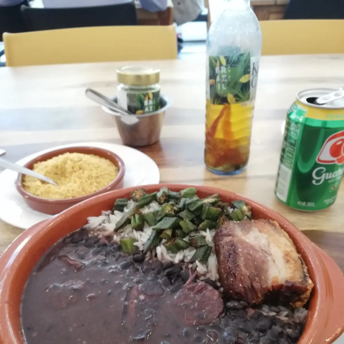 Feijoada Completa Vegana