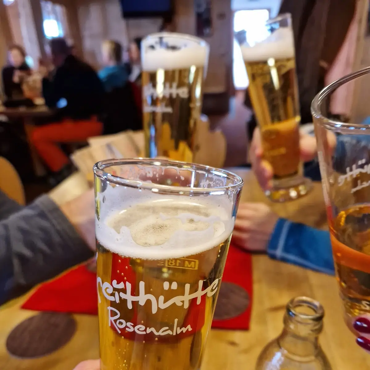 Ein Bier Zu Trinken