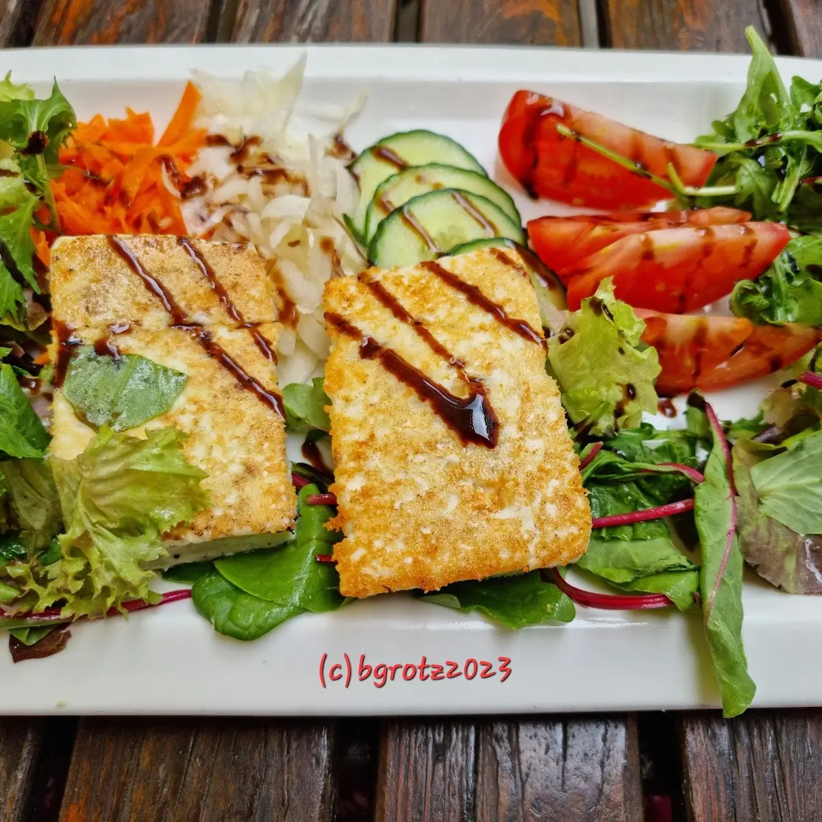Gegrillter Feta Auf Salat
