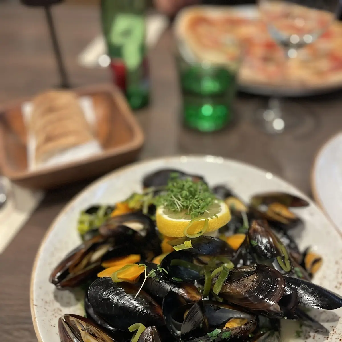 Miesmuscheln Auf Weissweinsauce