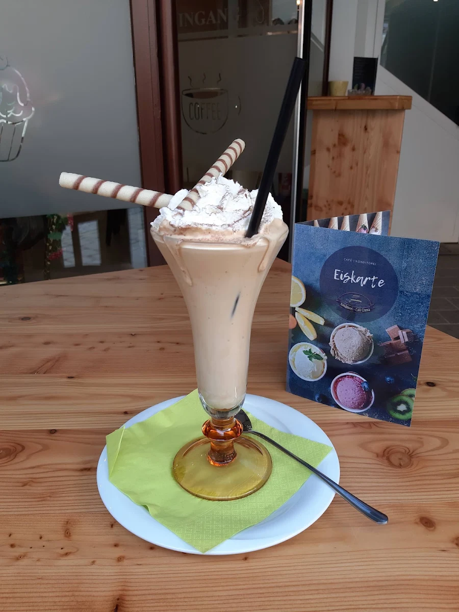 Eiskaffee Gerührt Selbstgemachtes Eis Sehr Zu Empfehlen