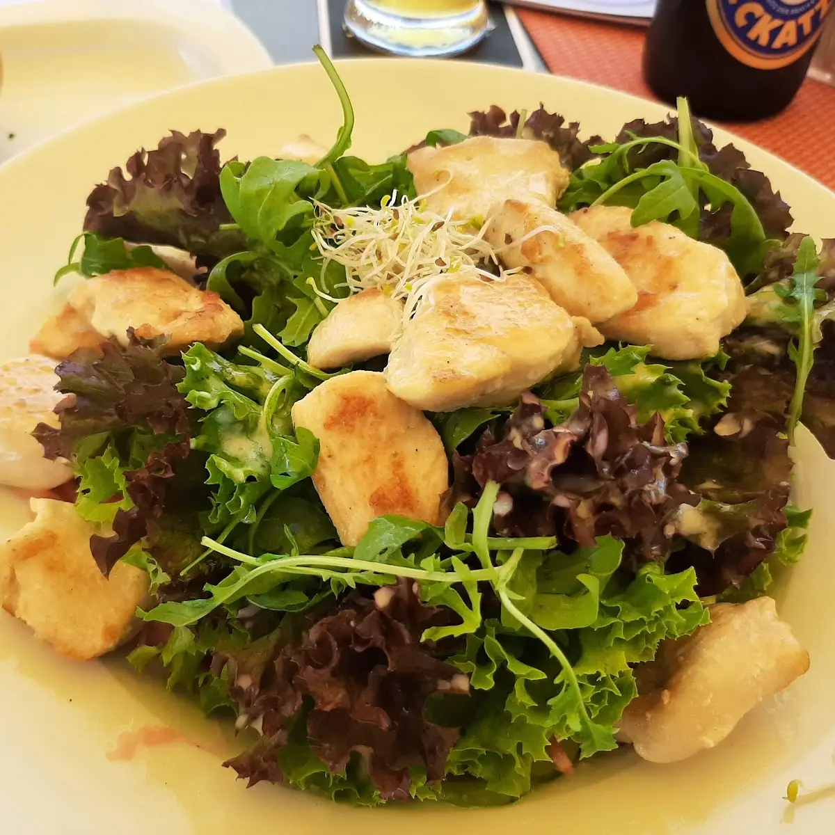 Hühnerbrust Salat