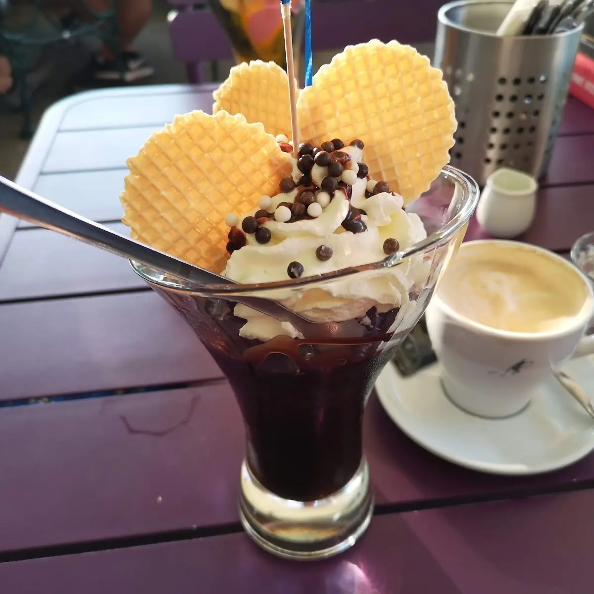Coupe Dänemark Und Cappuccino