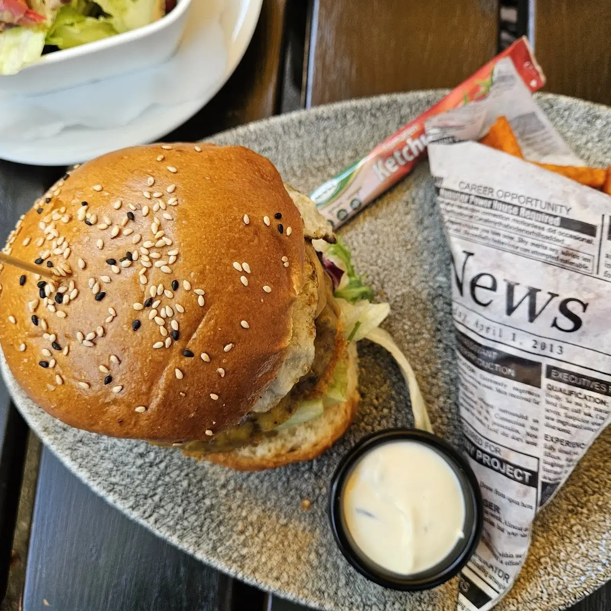 Doublehander Burger