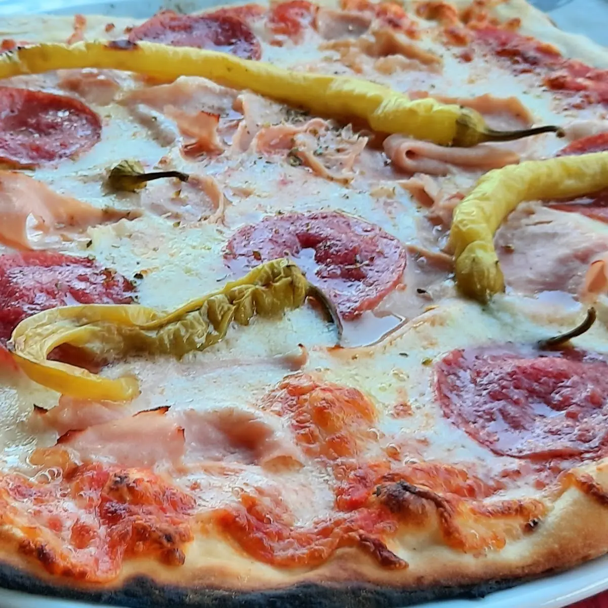 Hauspizza