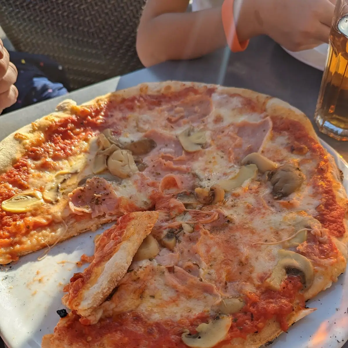 Prosciutto Fungi Pizza