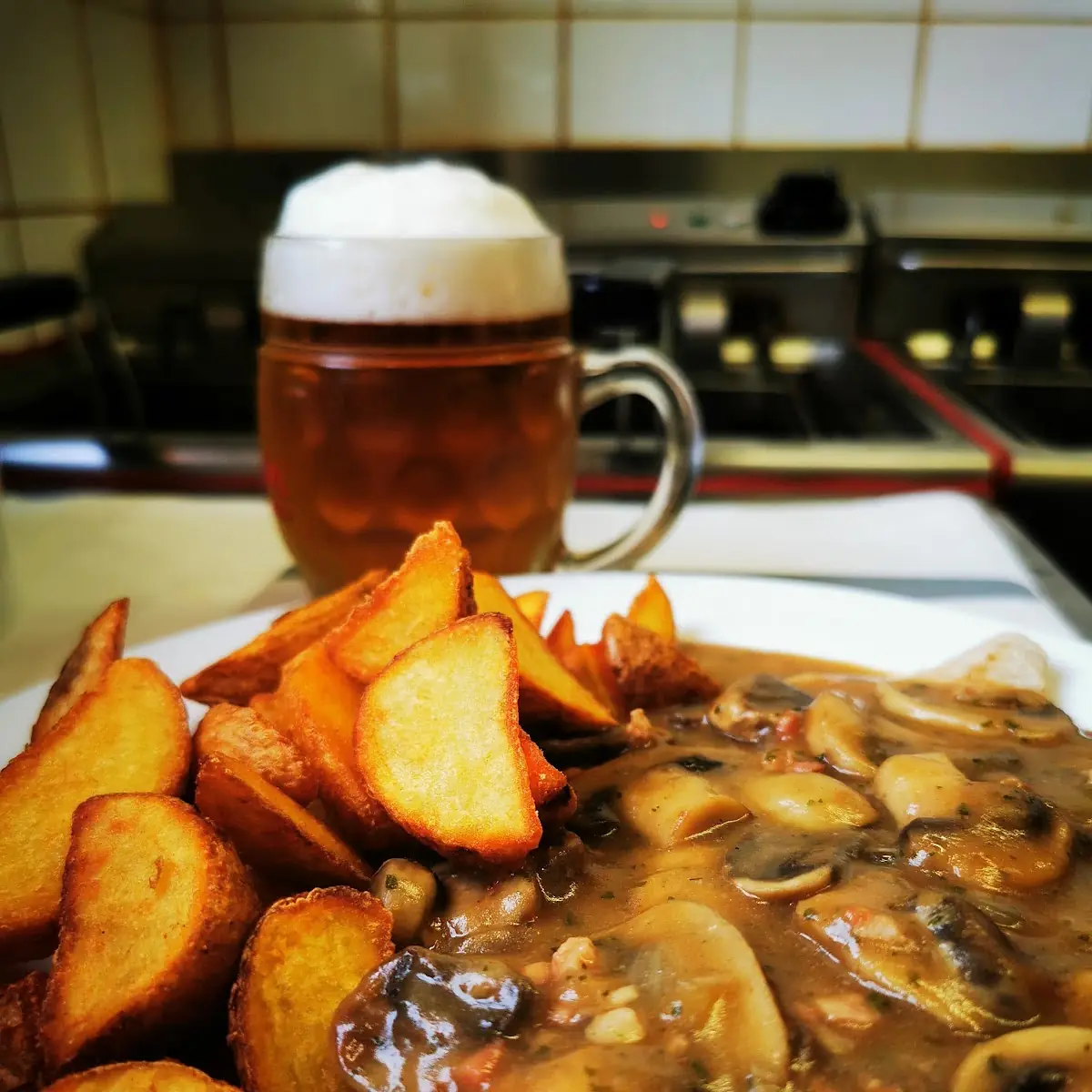 Jägerschnitzel Mit Wedges