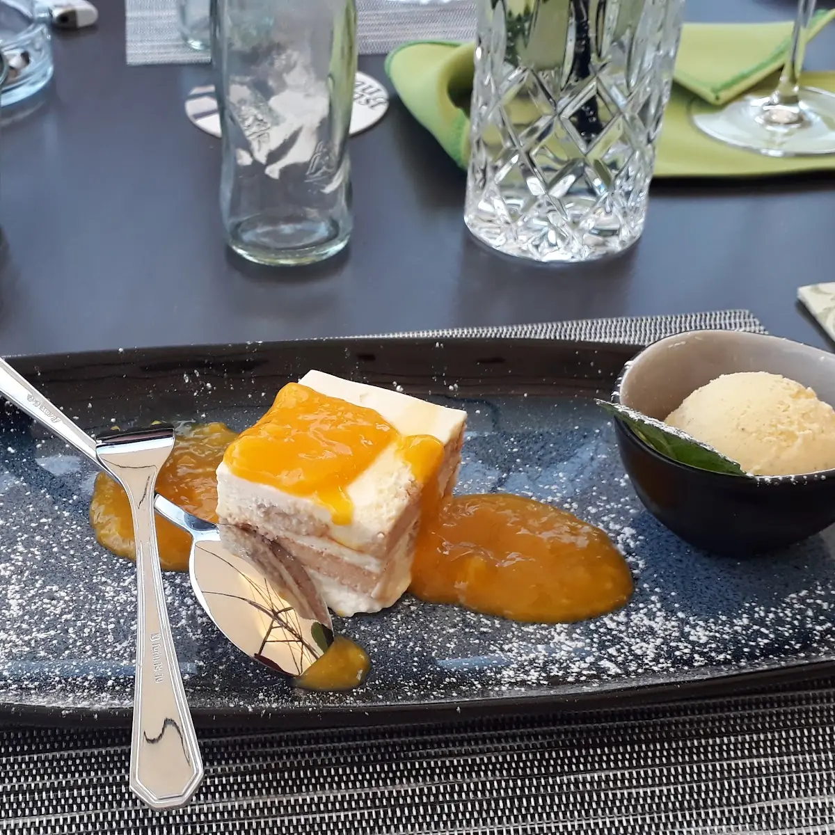 Mango Tiramisu