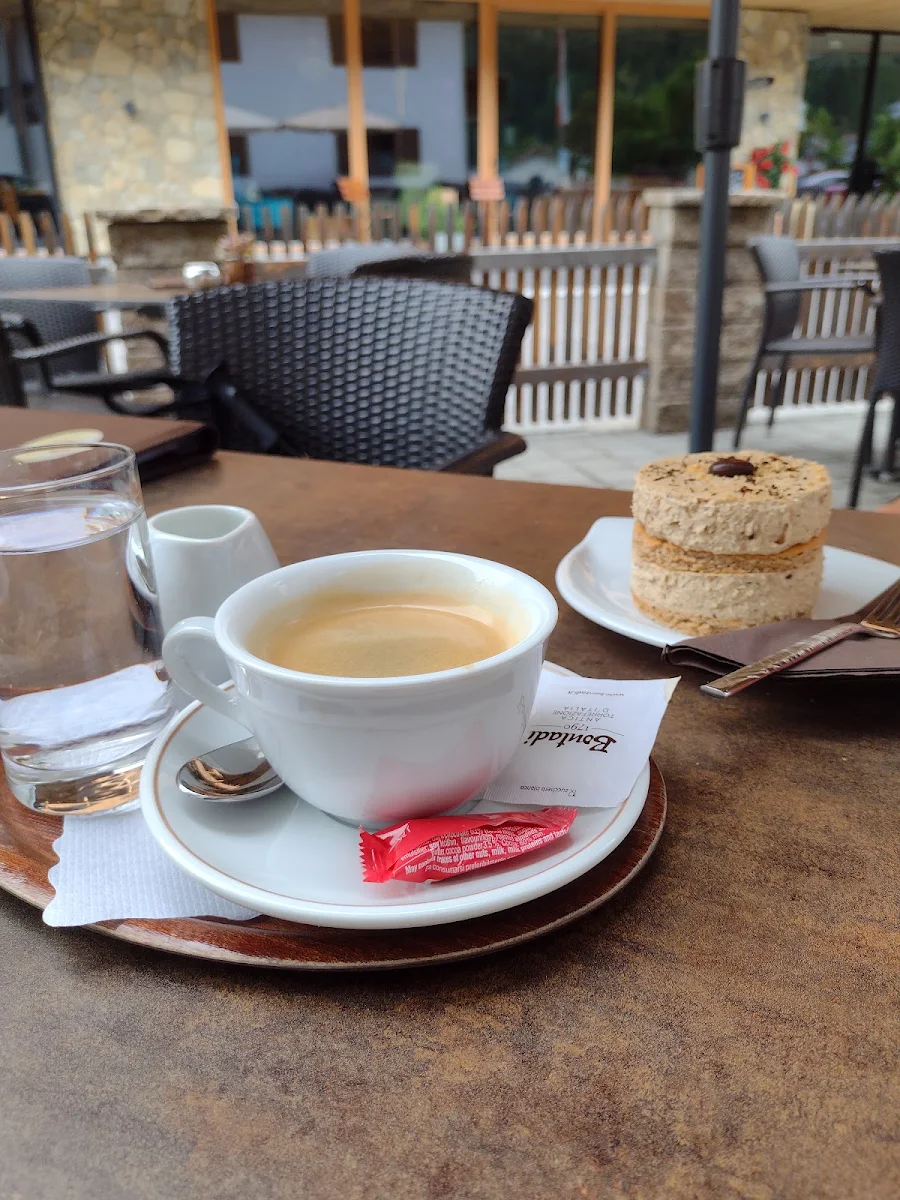 Coffee and Coffee Based Pastry