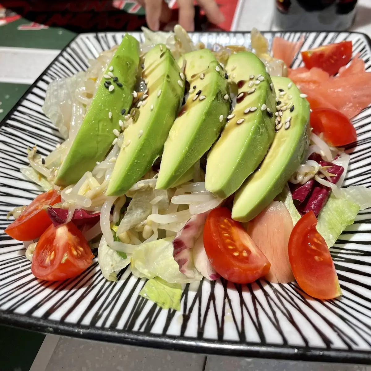 Avocado-sojasprossensalat