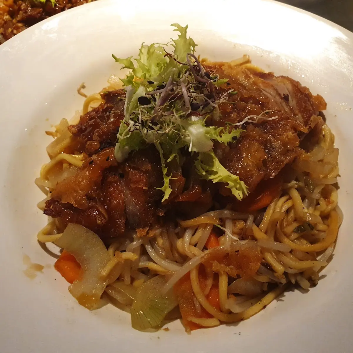 Ente Mit Gebratenen Nudeln