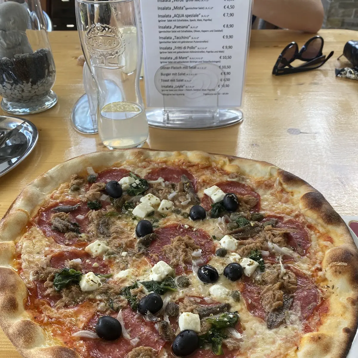 Pizza Tonno Deluxe