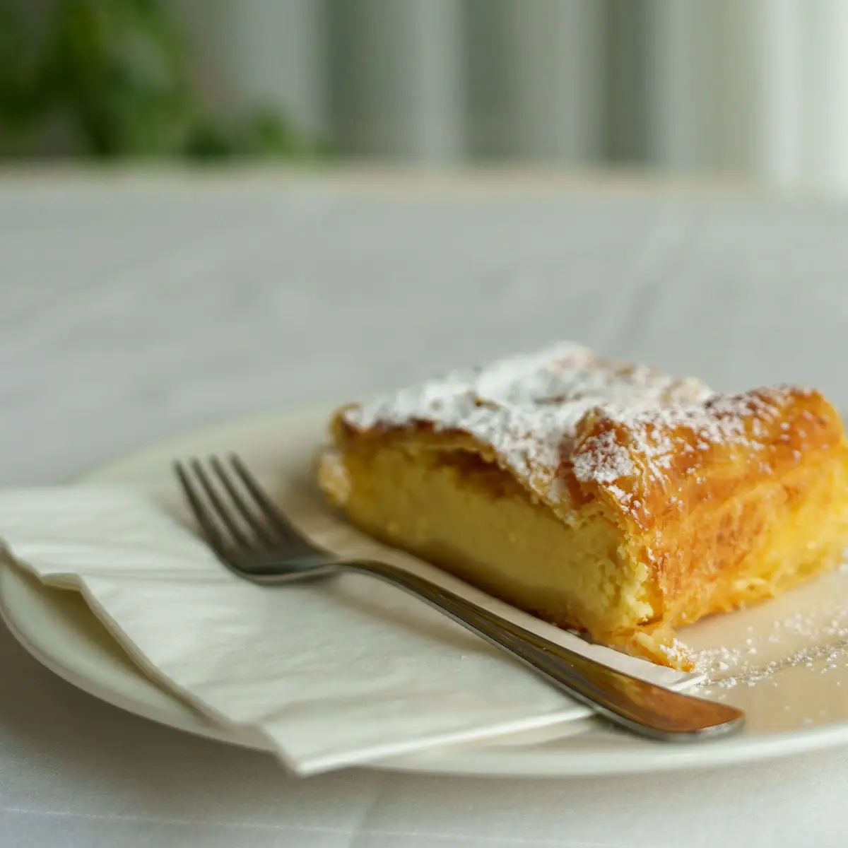 Warmer Topfenstrudel