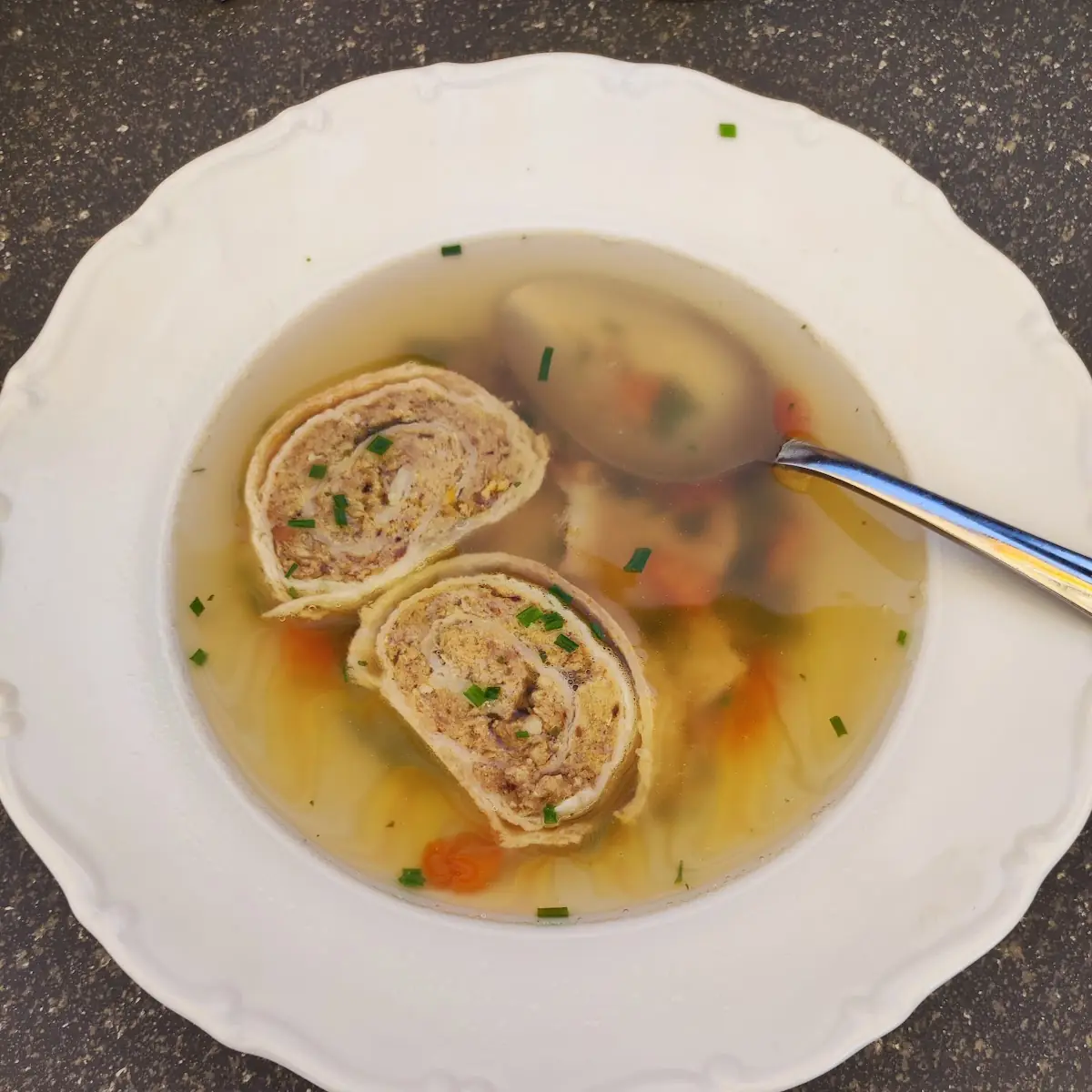Fleischstrudelsuppe