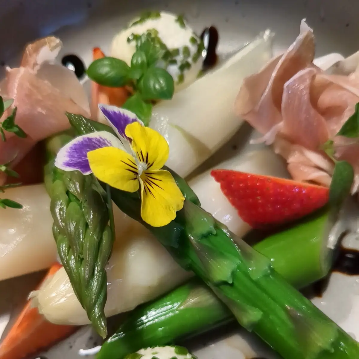 Spargelsalat