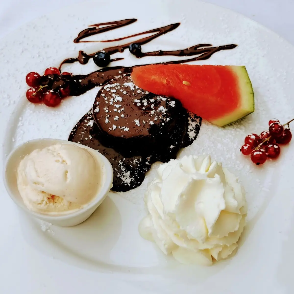 Warmer Schokokuchen Mit Flüssigem Kern