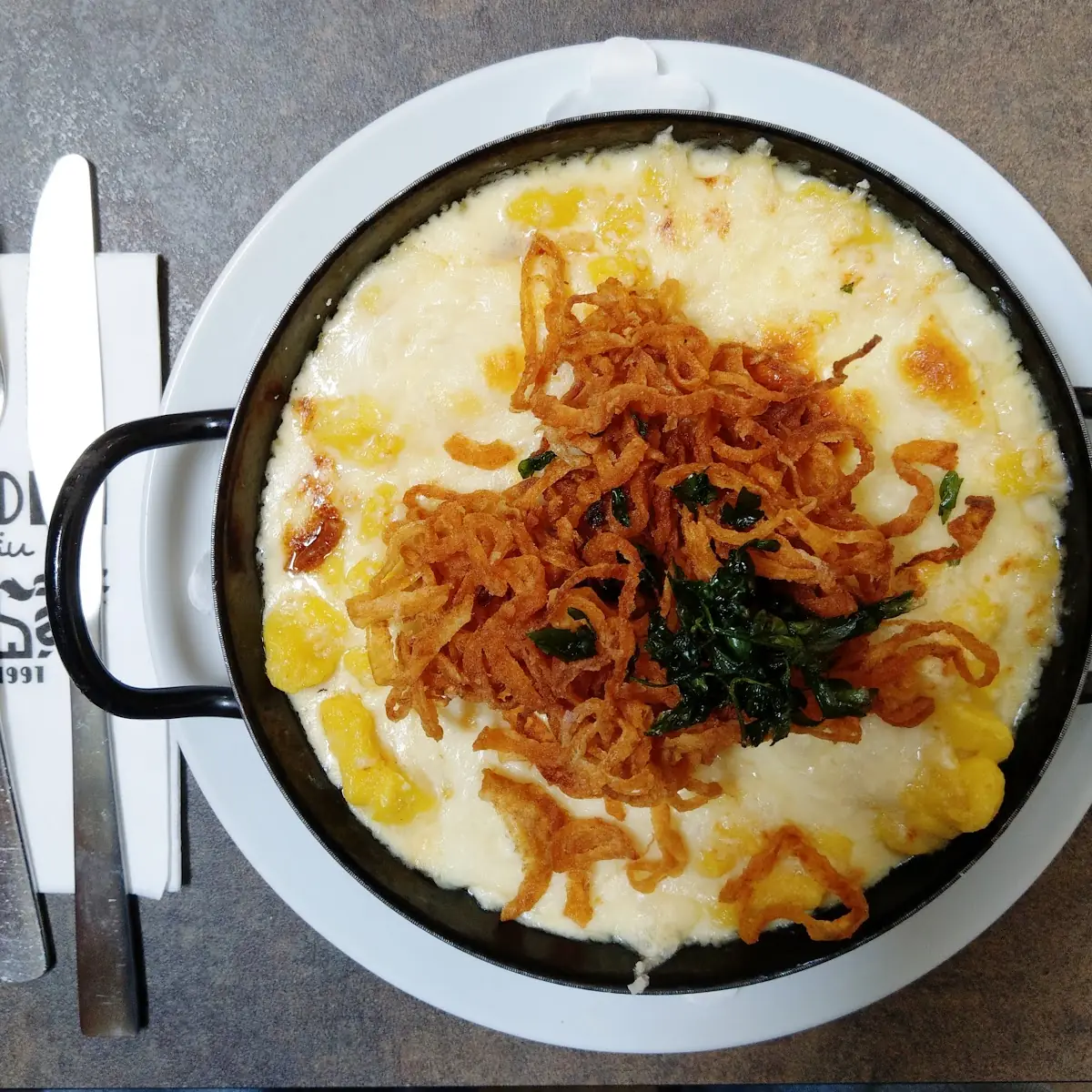 Überbackene Käsespätzle