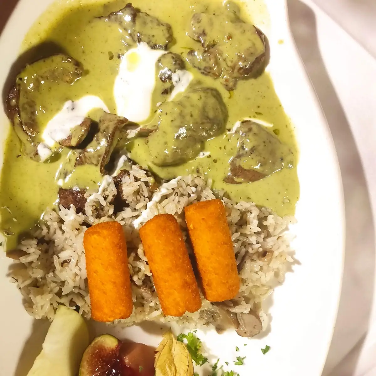 Rehaschnitzel Mit Kräutersauce
